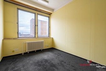 Pronájem nebytového prostoru 402 m2